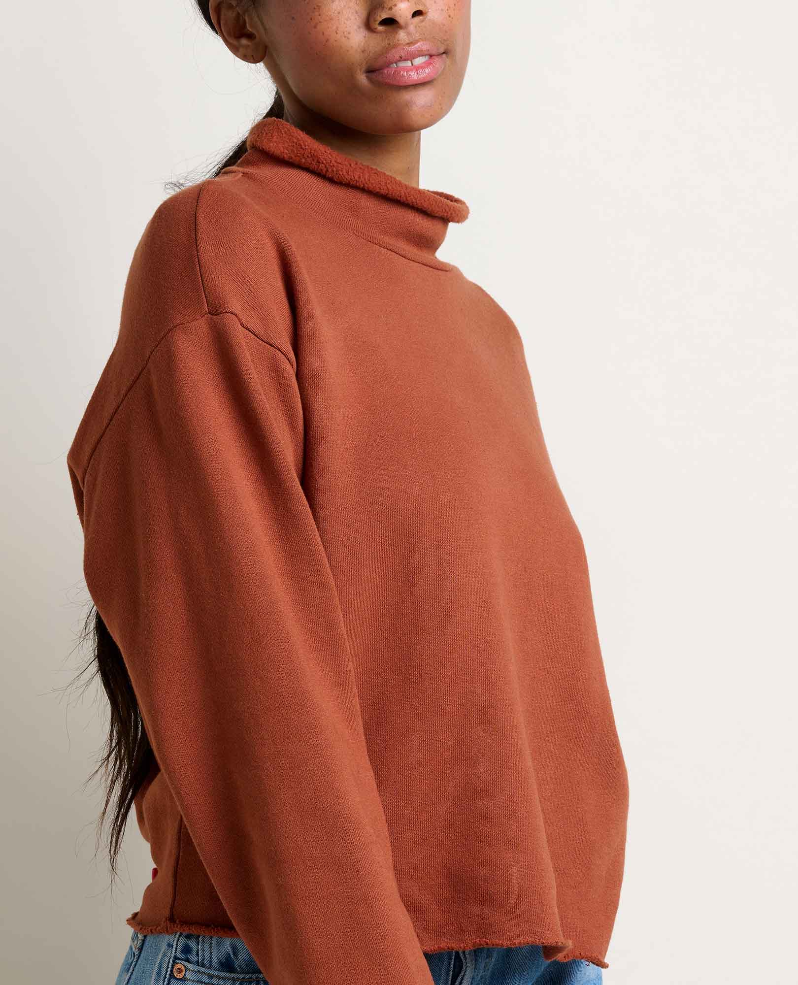 Fernscape Roll Neck Pullover - Coyean