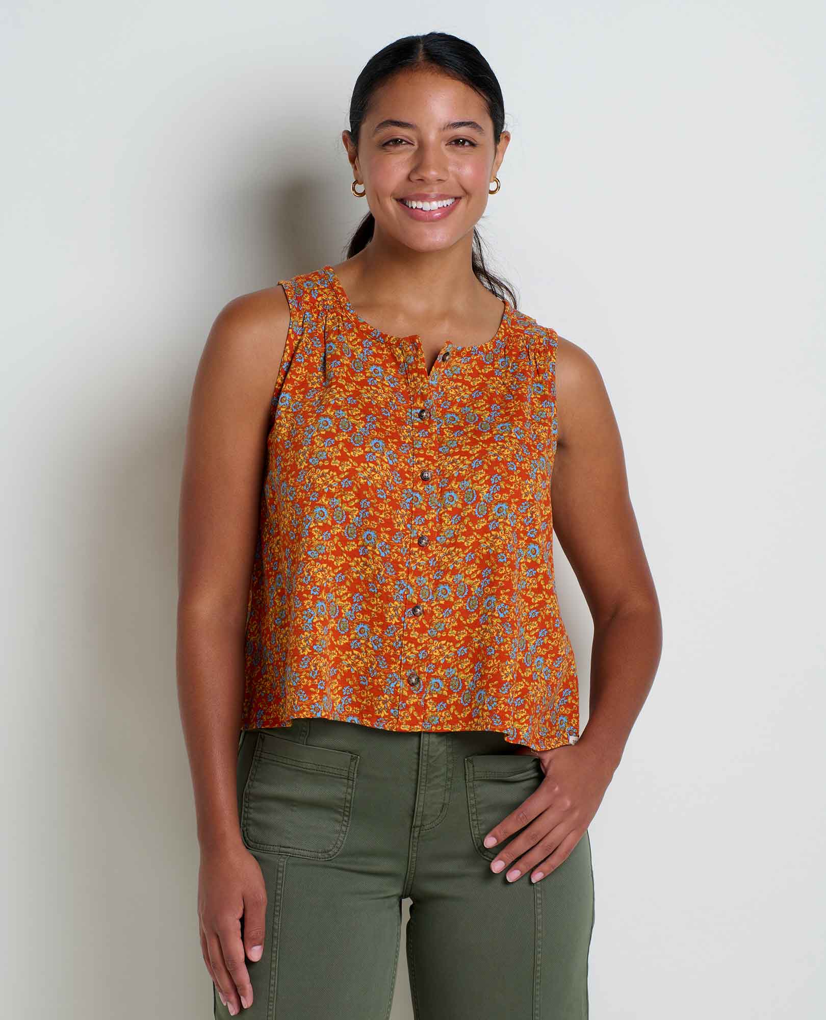 Manzana Button Front Tank - Coyean