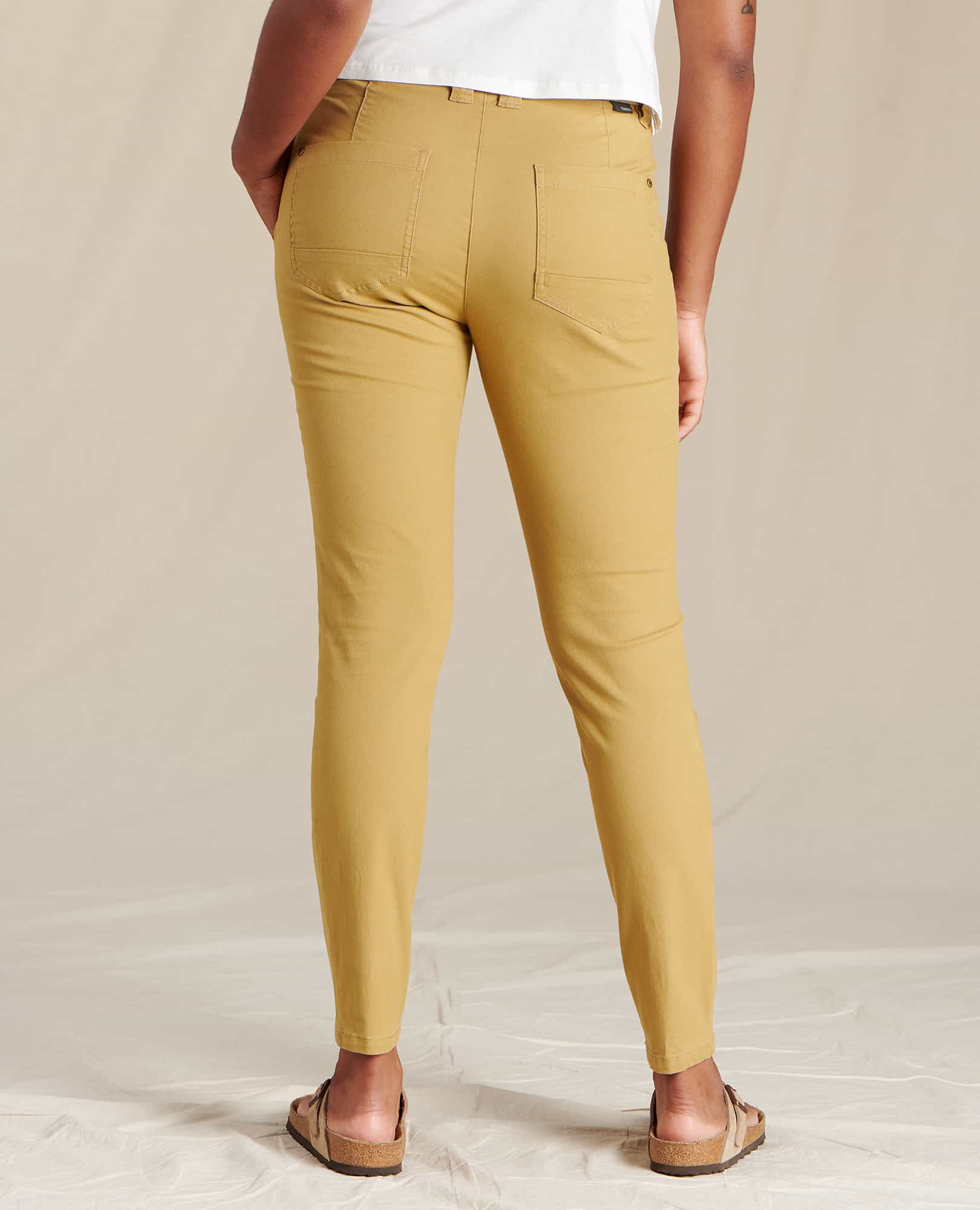 Earthworks Ankle Pant - Coyean