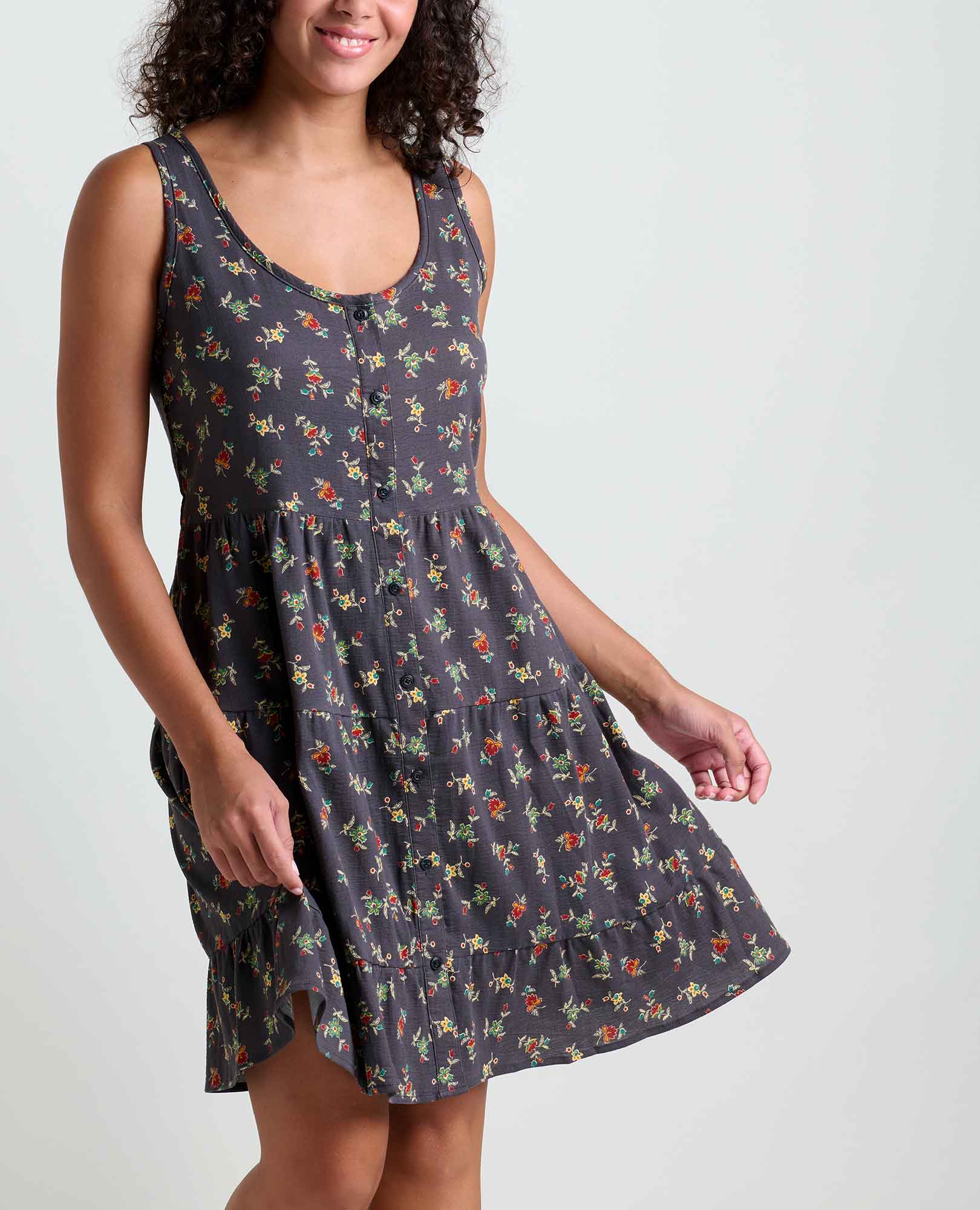 Manzana Tiered Sleeveless Dress - Coyean