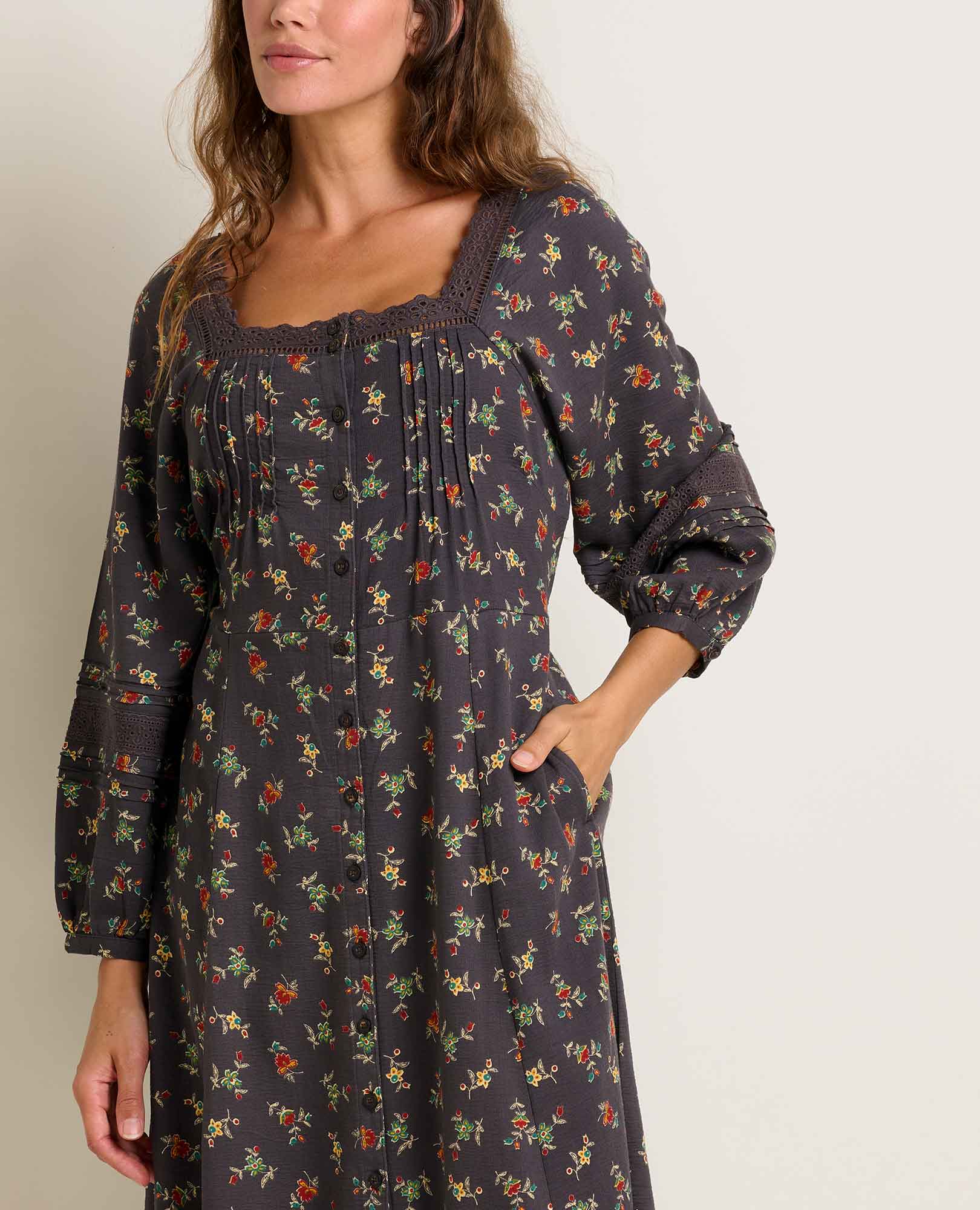 Manzana Square Neck Dress - Coyean