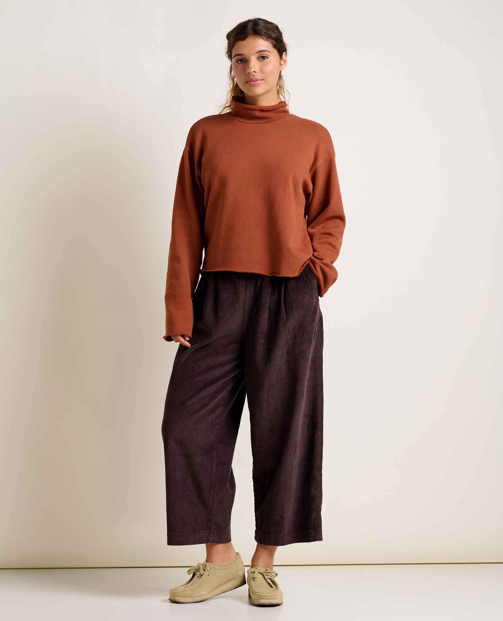 Fernscape Roll Neck Pullover - Coyean