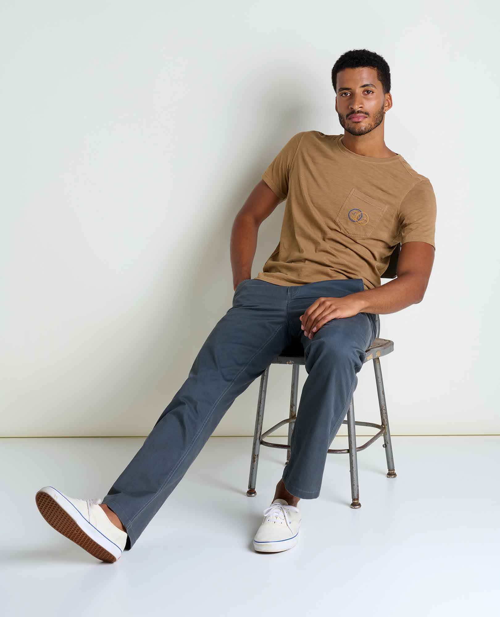 Men's Primo Embroidered Crew - Coyean