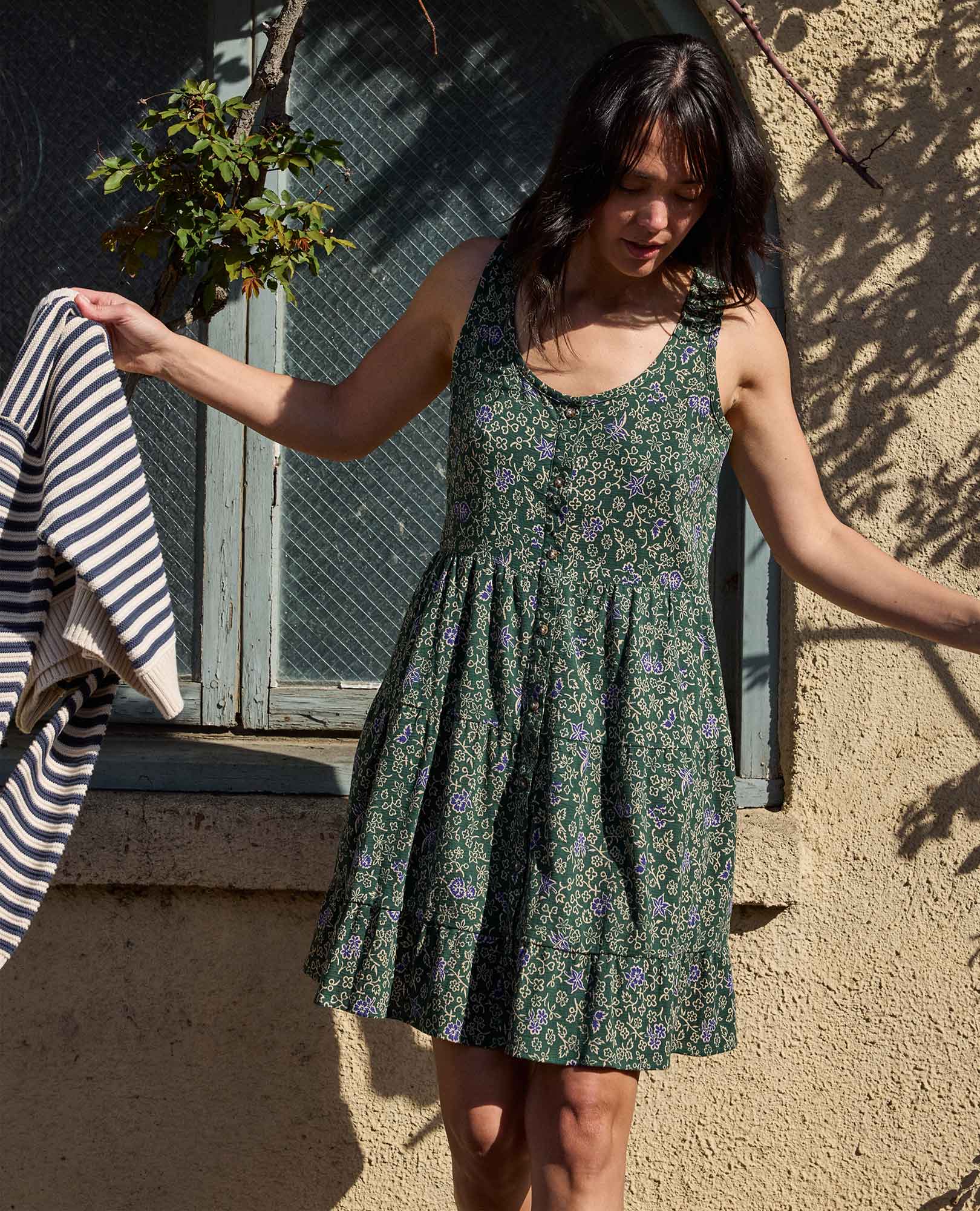 Manzana Tiered Sleeveless Dress - Coyean