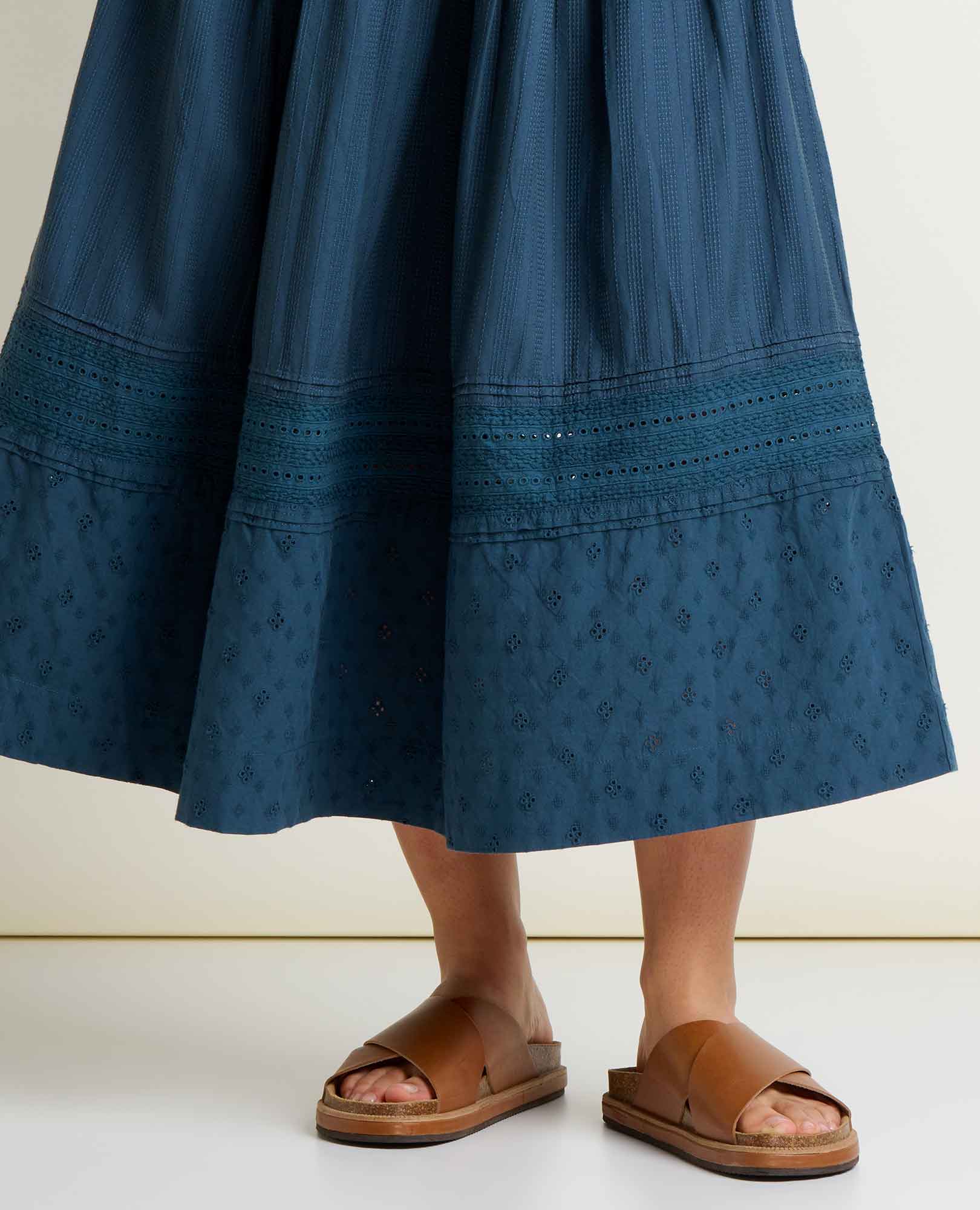 Airscape Midi Skirt - Coyean