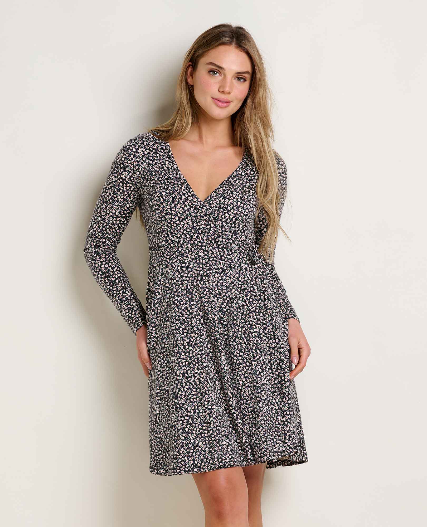 Freesia Long Sleeve Wrap Dress - Coyean