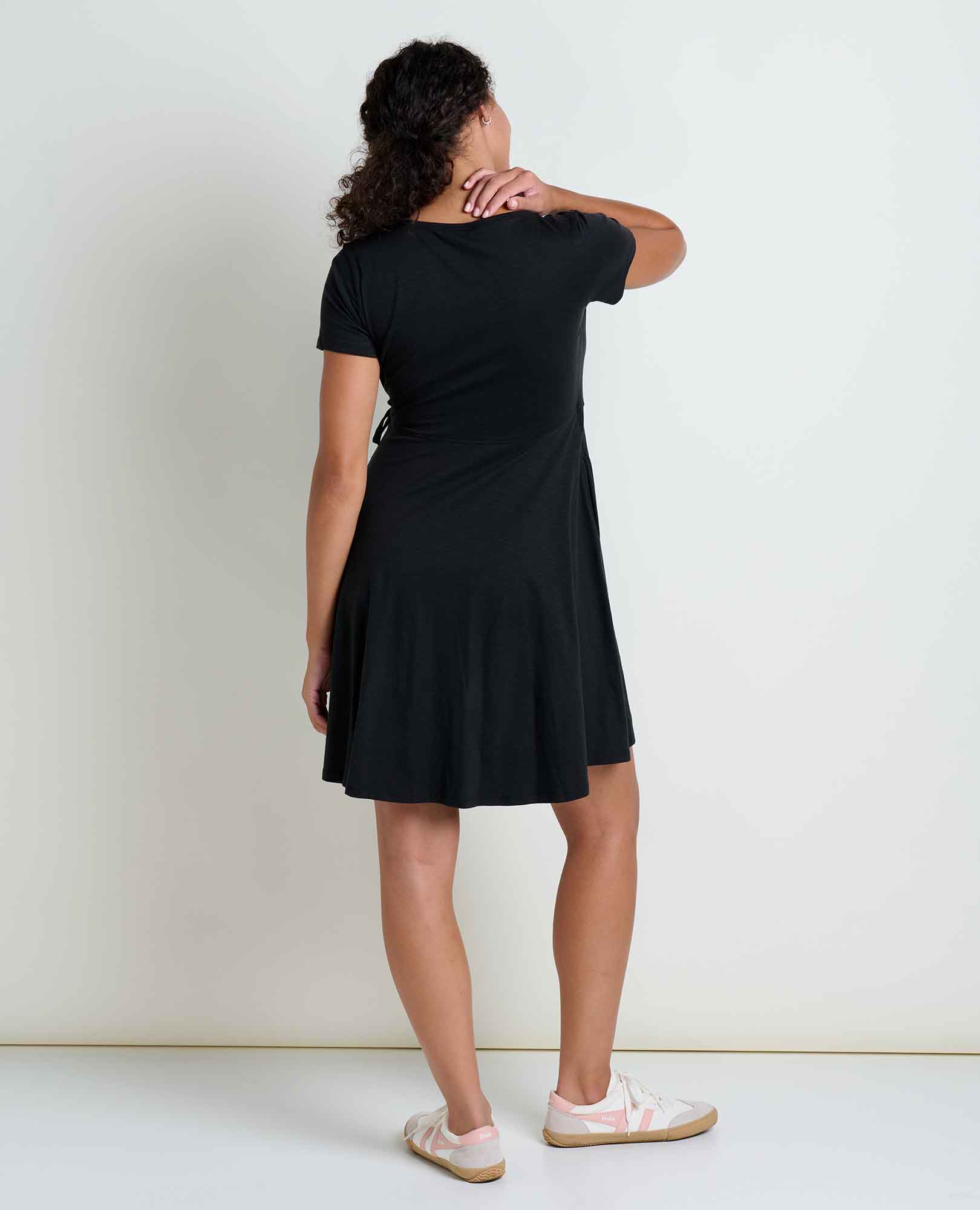 Freesia Wrap Dress - Coyean