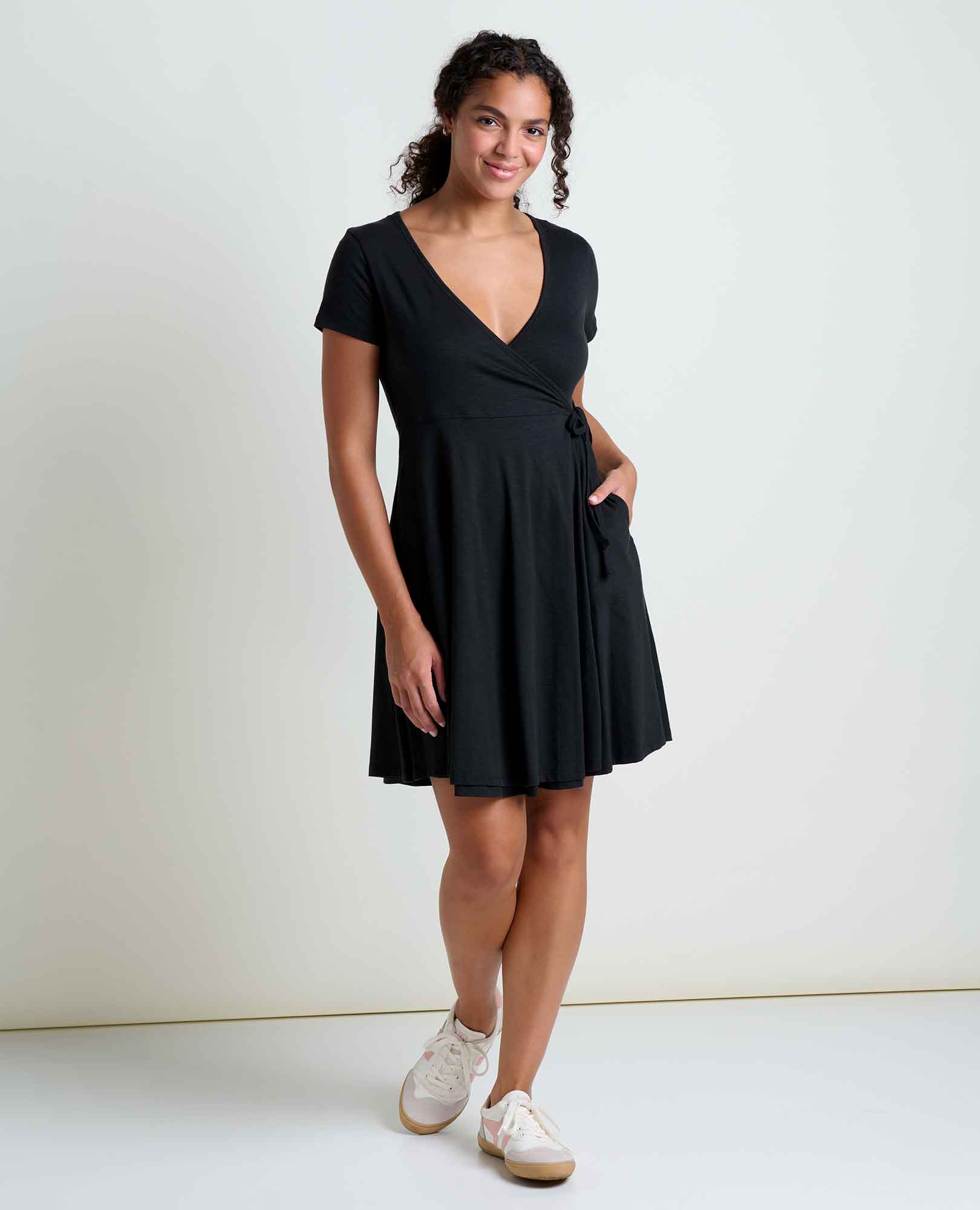 Freesia Wrap Dress - Coyean