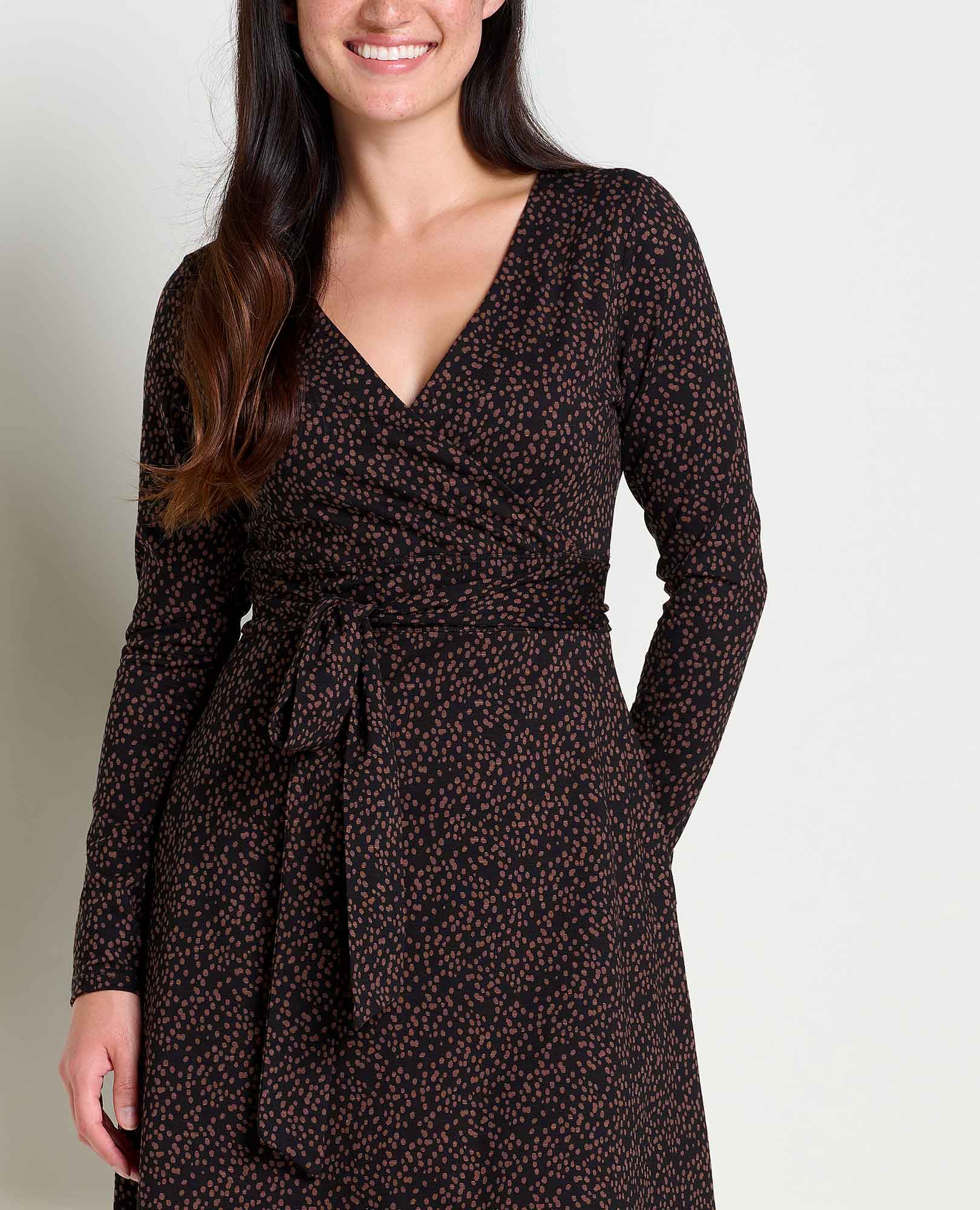 Cue Wrap Long Sleeve Dress - Coyean