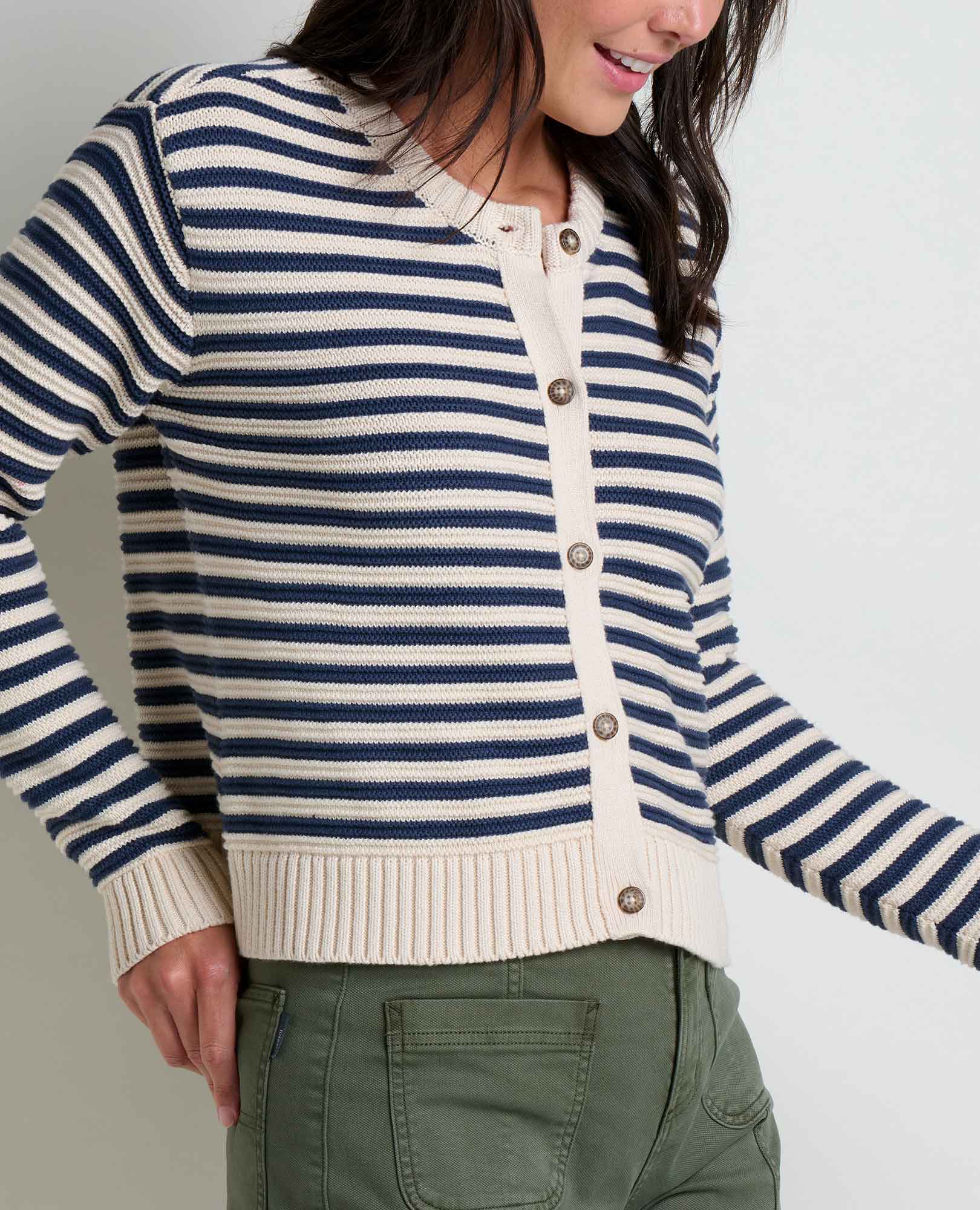 Bianca Crew Cardigan - Coyean
