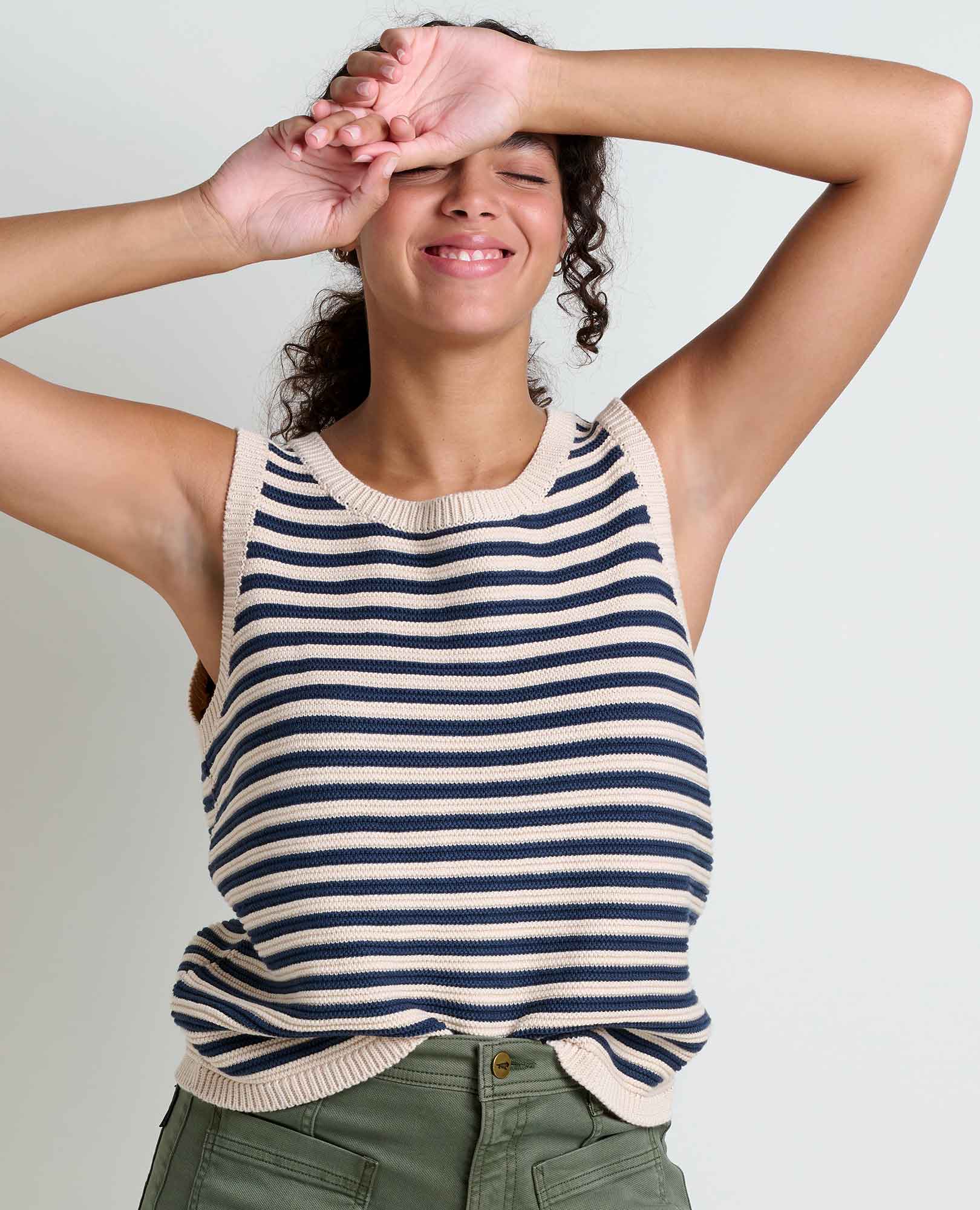 Bianca Crew Tank - Coyean