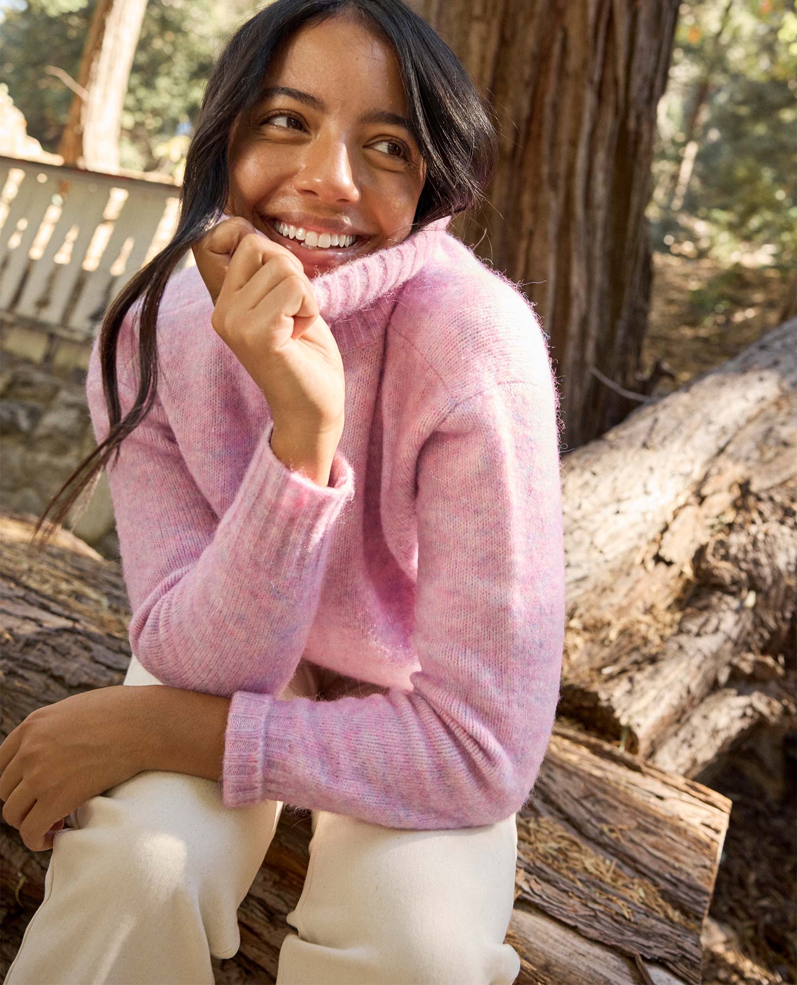 Toddy T-Neck Sweater - Coyean