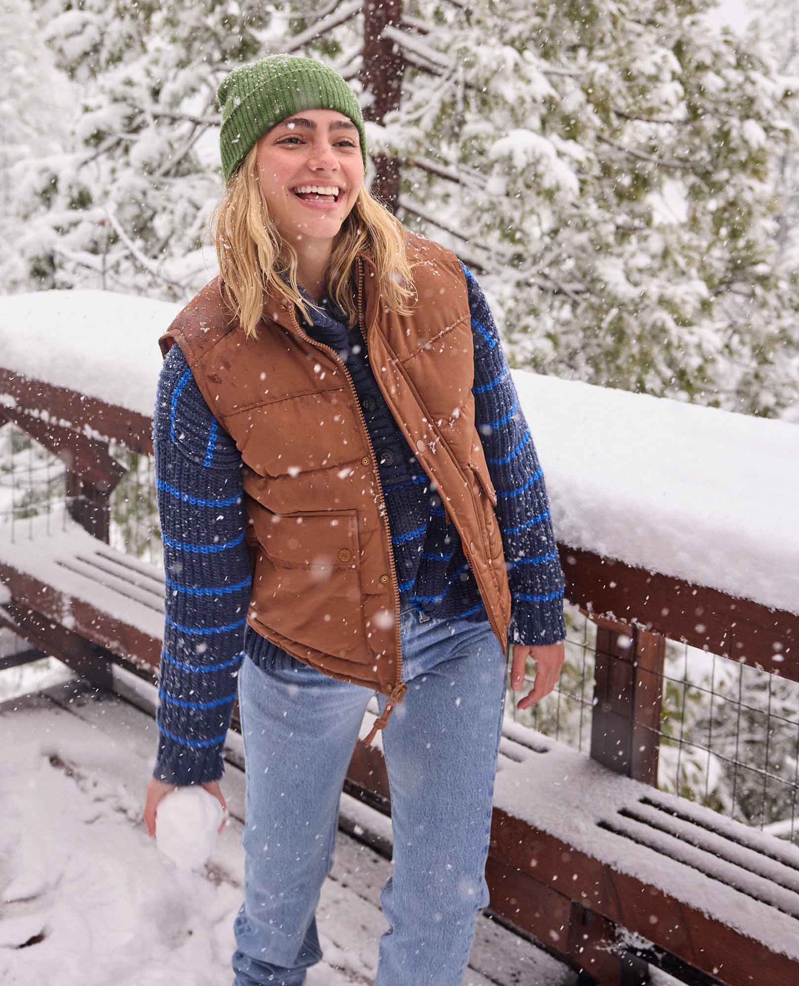 Moss Point Henley Sweater - Coyean