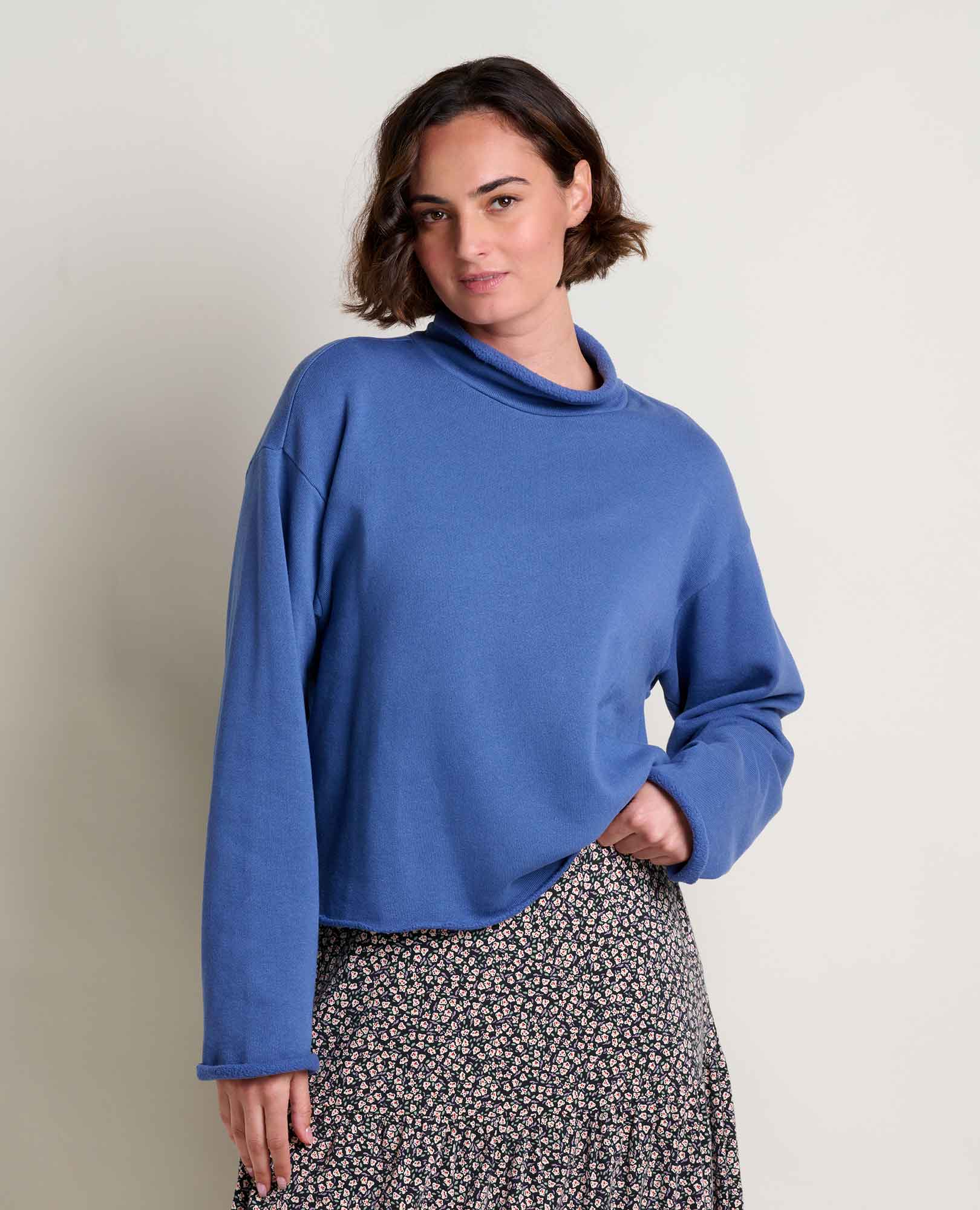 Fernscape Roll Neck Pullover - Coyean