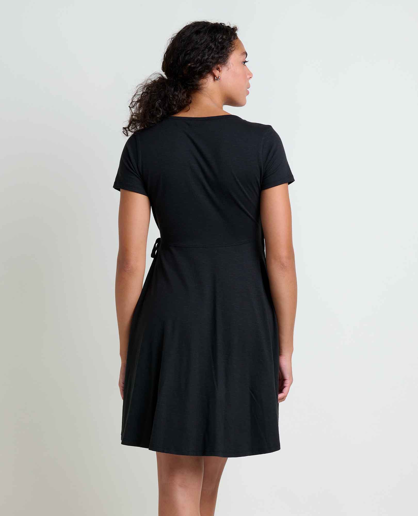 Freesia Wrap Dress - Coyean