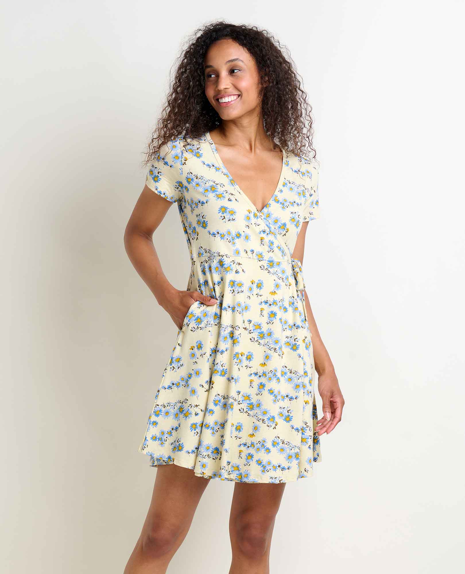 Freesia Wrap Dress - Coyean